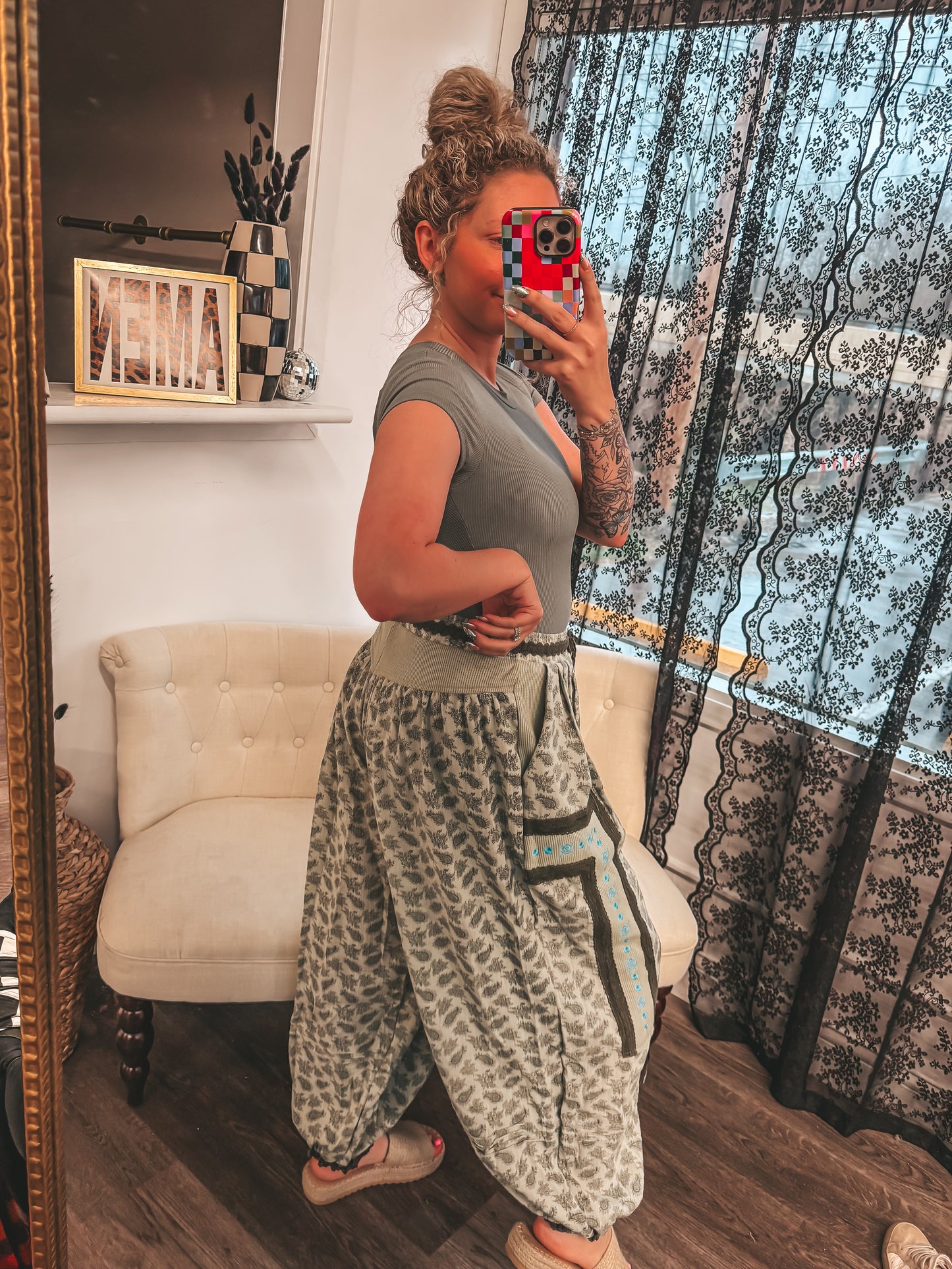 POL matcha floral bogo pants with blue details
