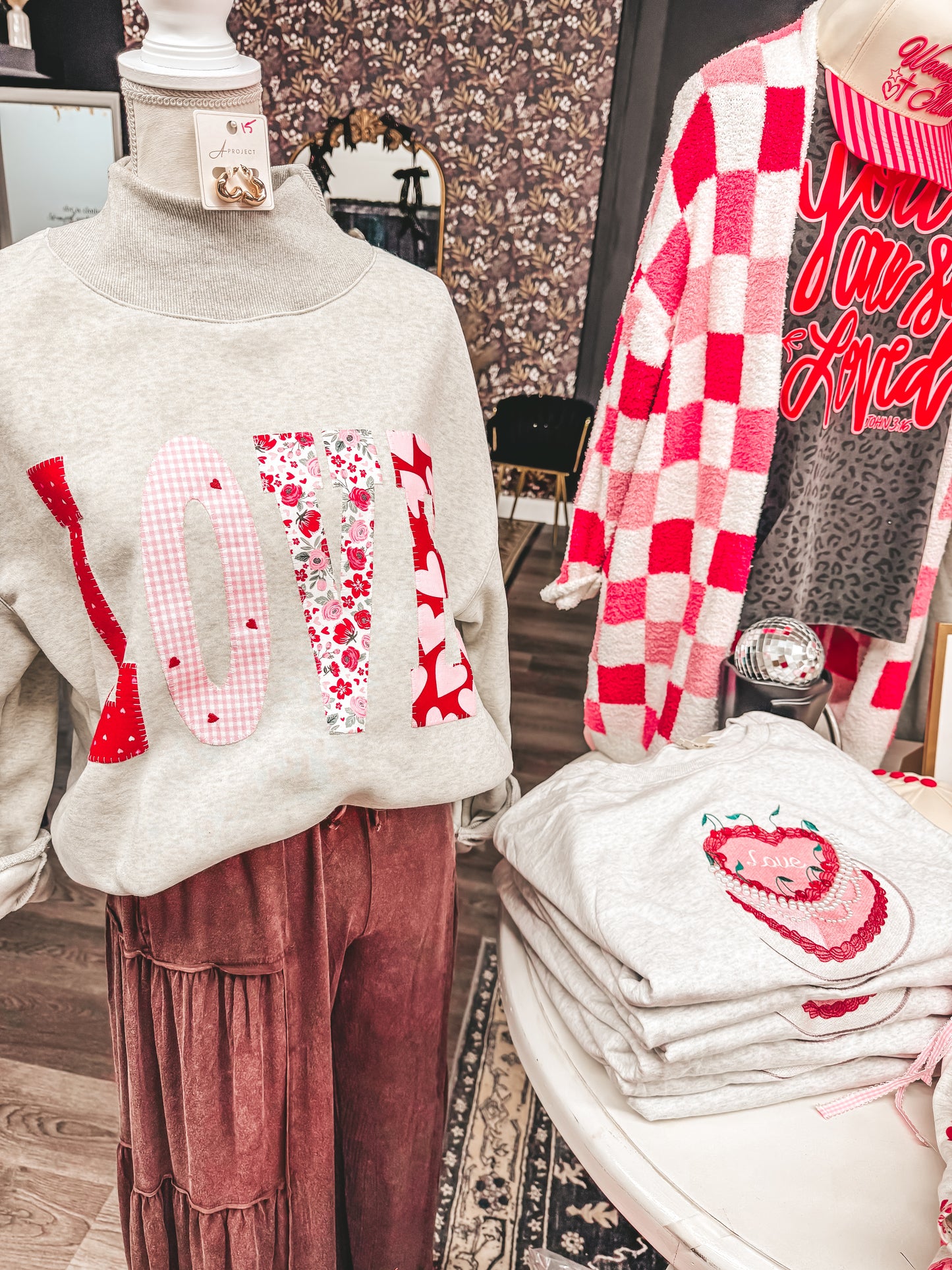 patchwork LOVE appliqué mock neck