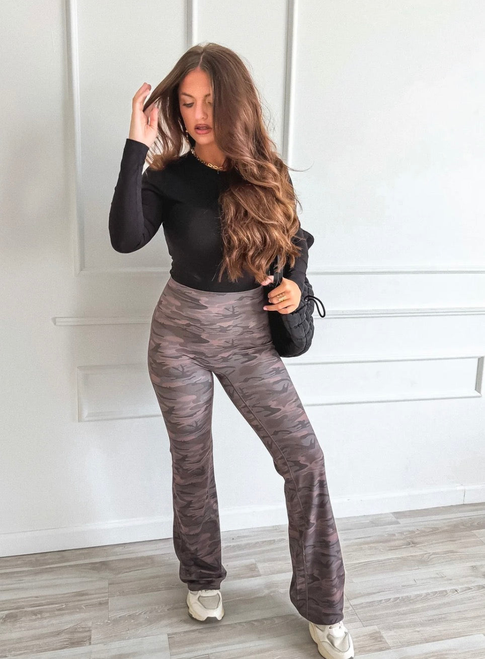 BIRDIE PREORDER Sculpt Yoga Flare in Smoked Oak Camo