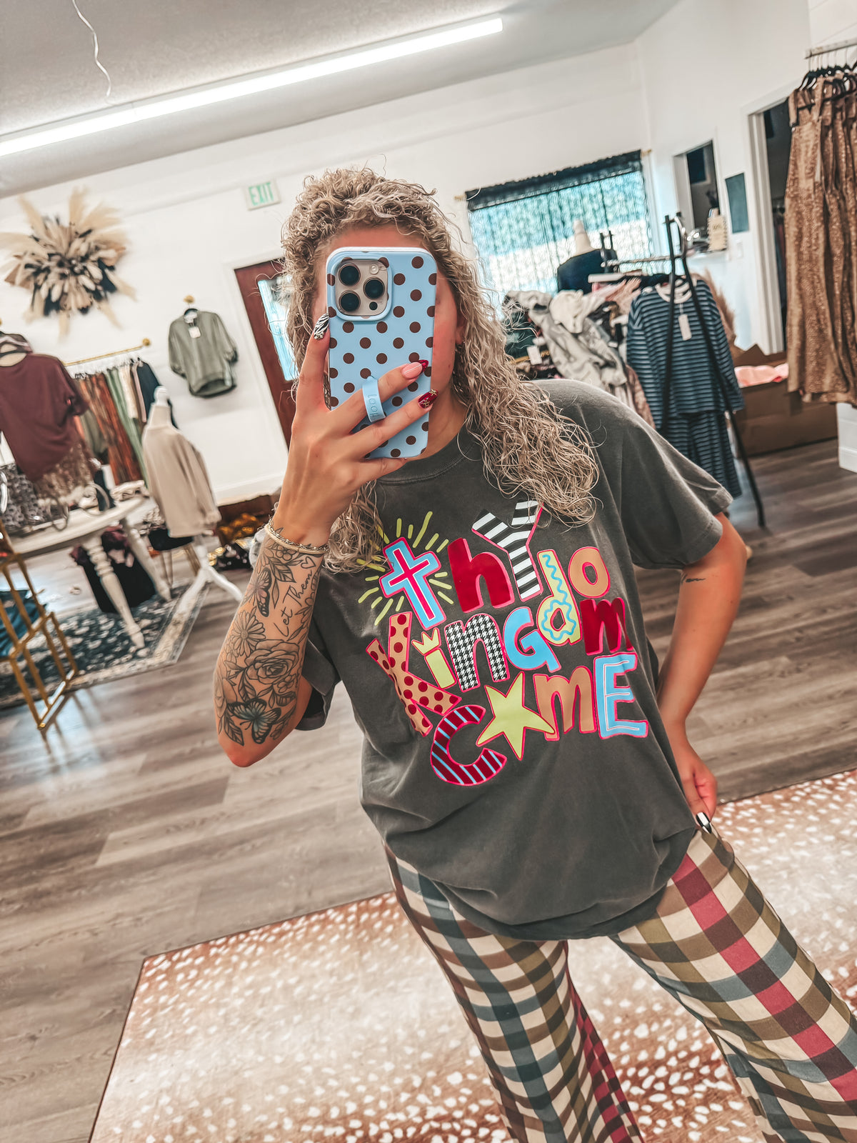 The kingdom come graphic tee