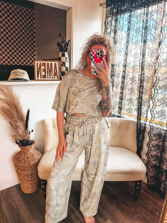 camo barrel sweat pants (only)
