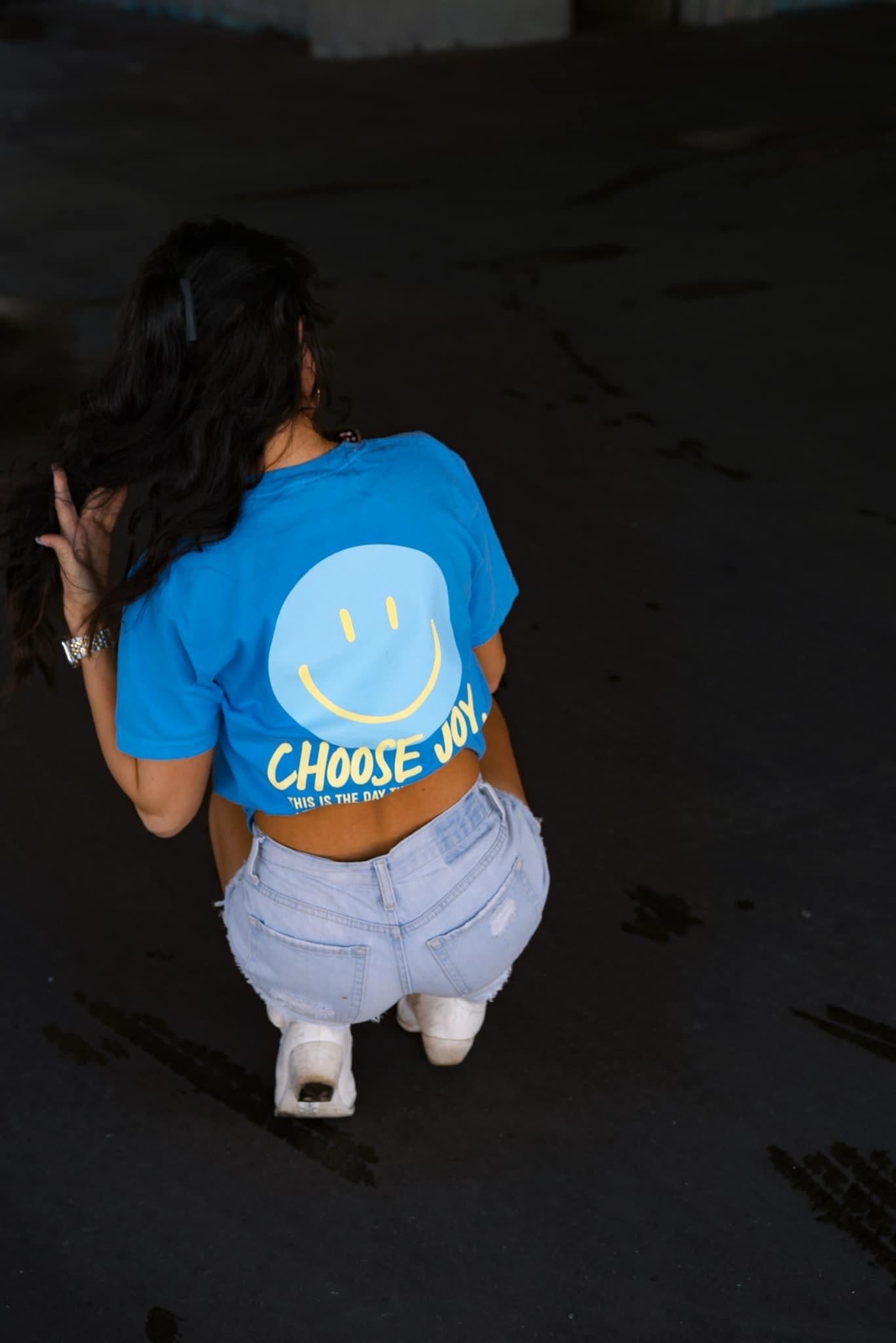 Choose Joy tee