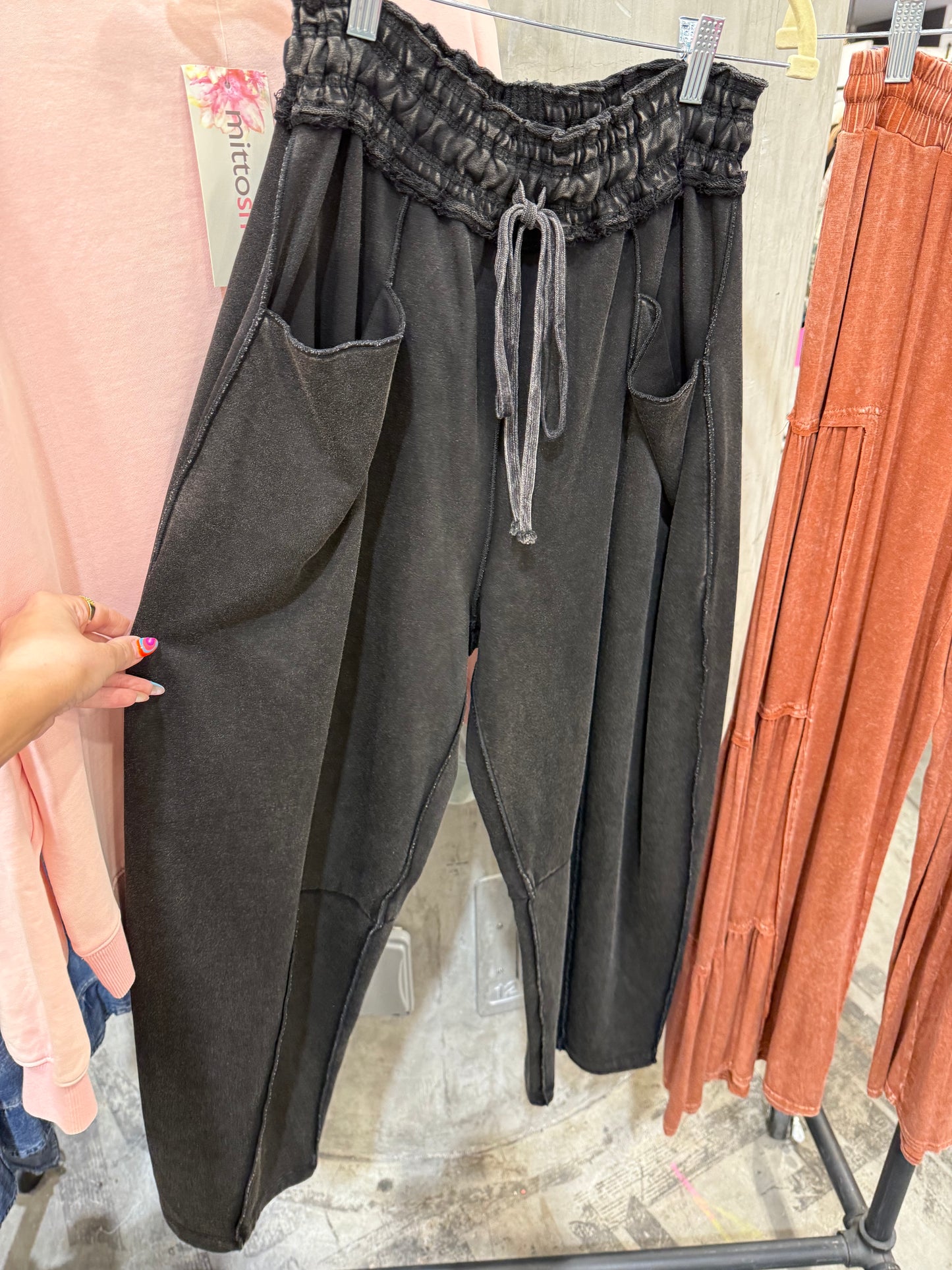 back barrel sweatpants