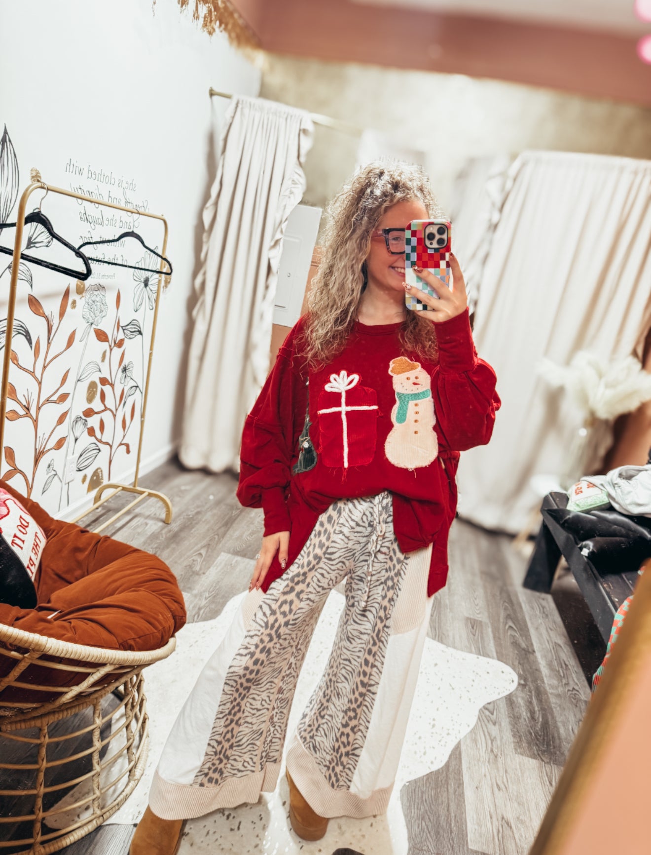 crimson christmas vintage patch pullover