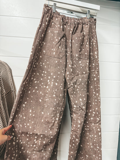 Fawn print barrel jeans with elastic back