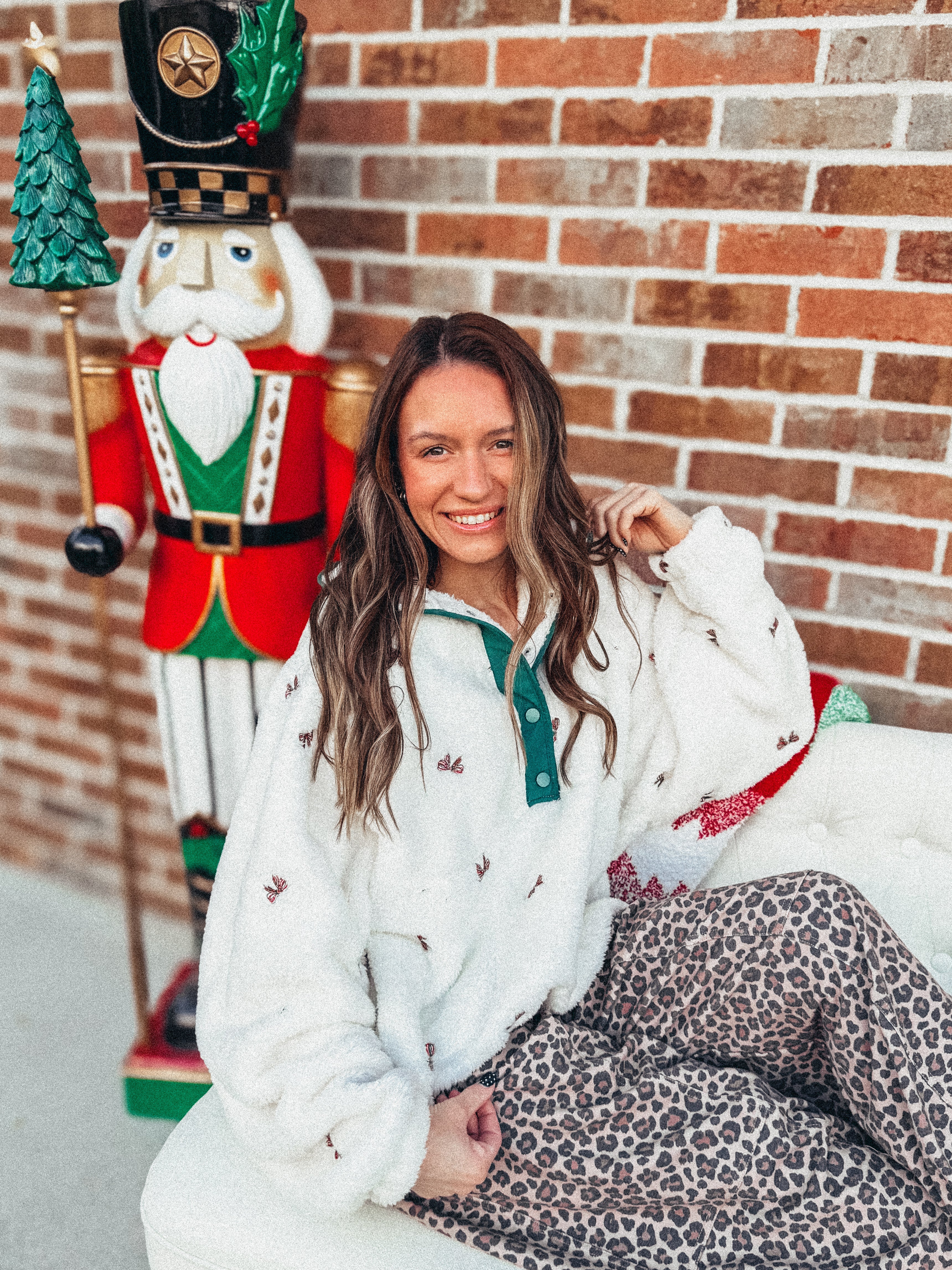 christmas bow embroidered sherpa pullover