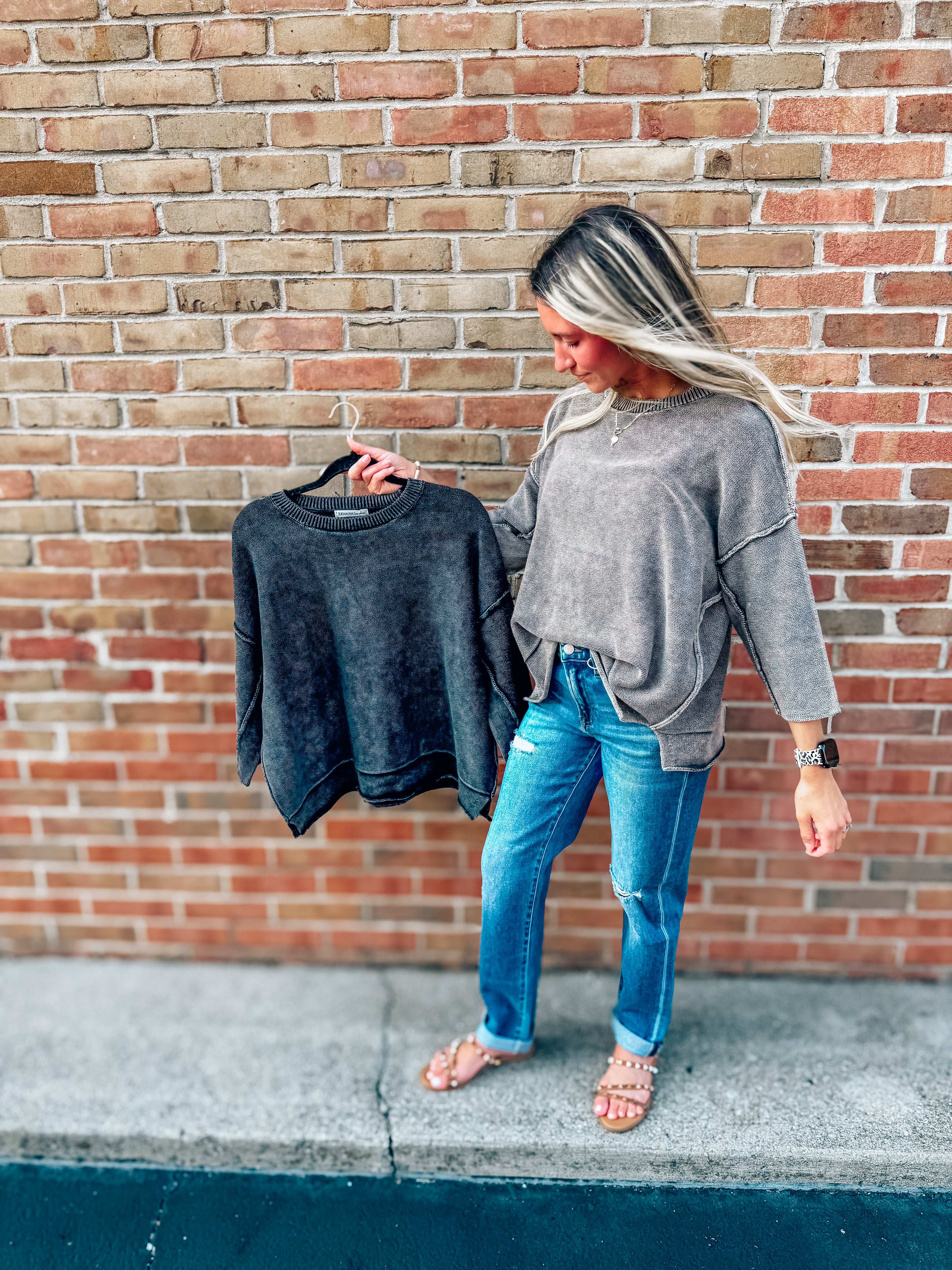washed 3/4 sleeve knit top