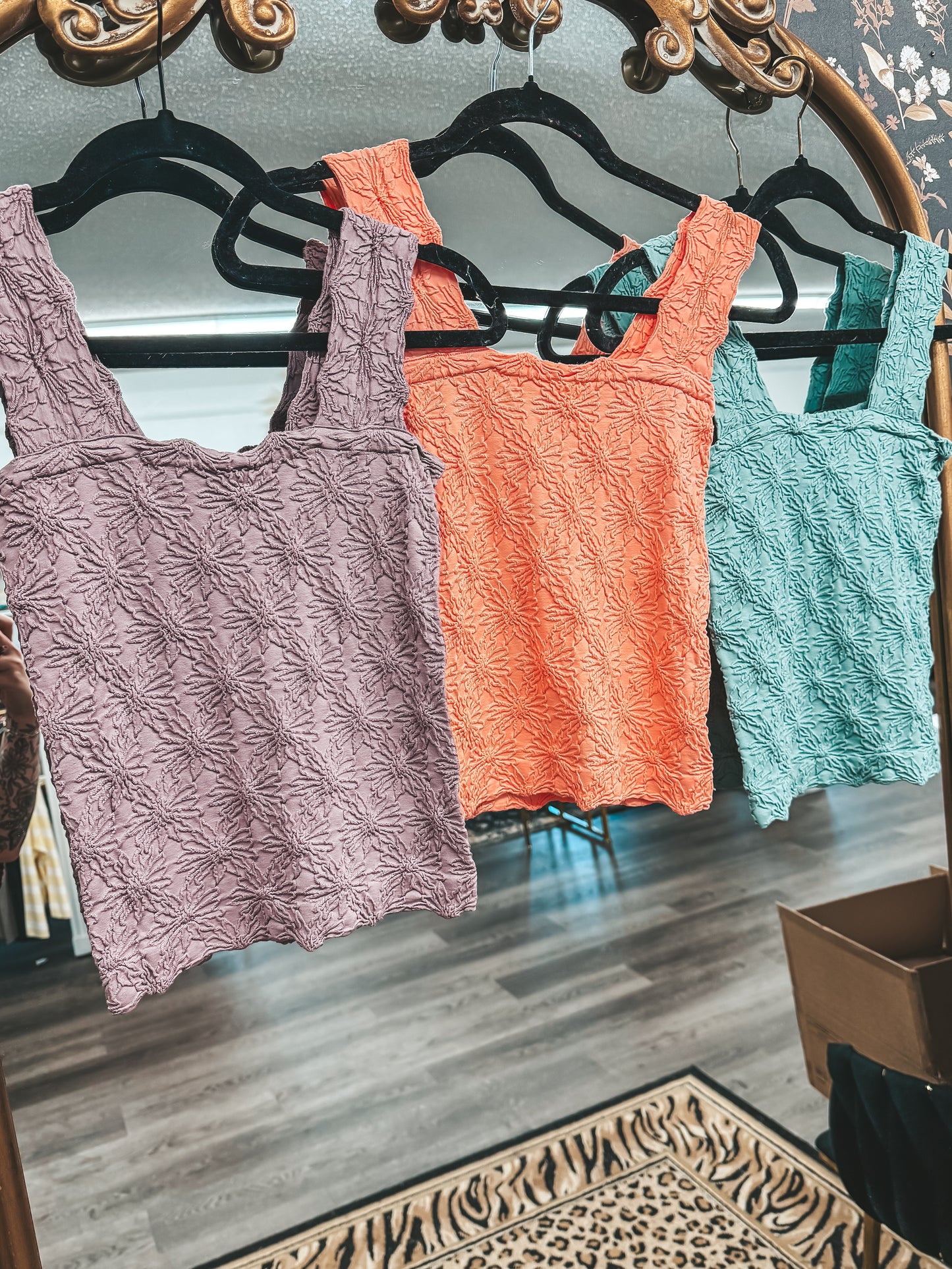 floral seamless tanks