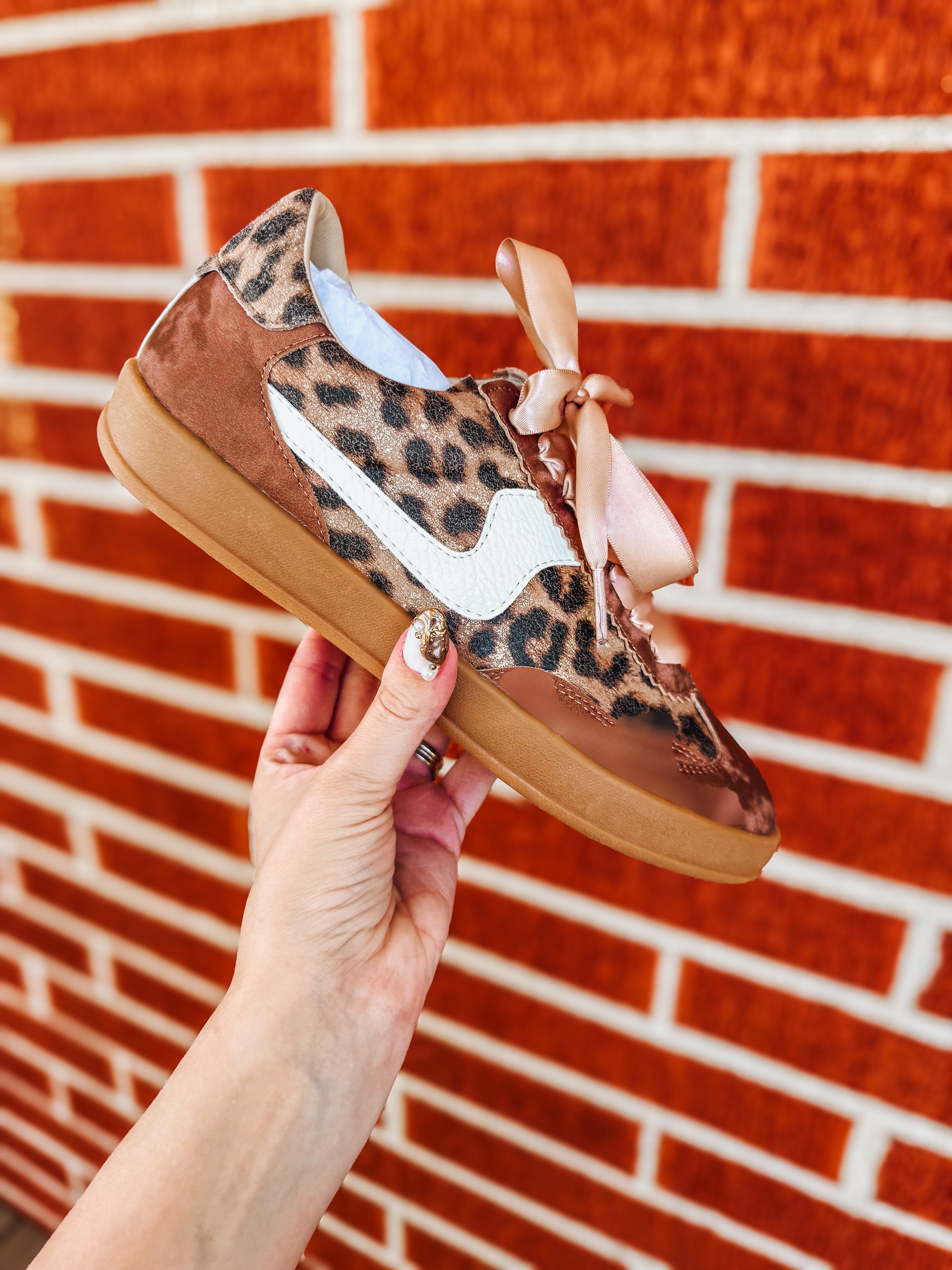 trendy leopard sneakers
