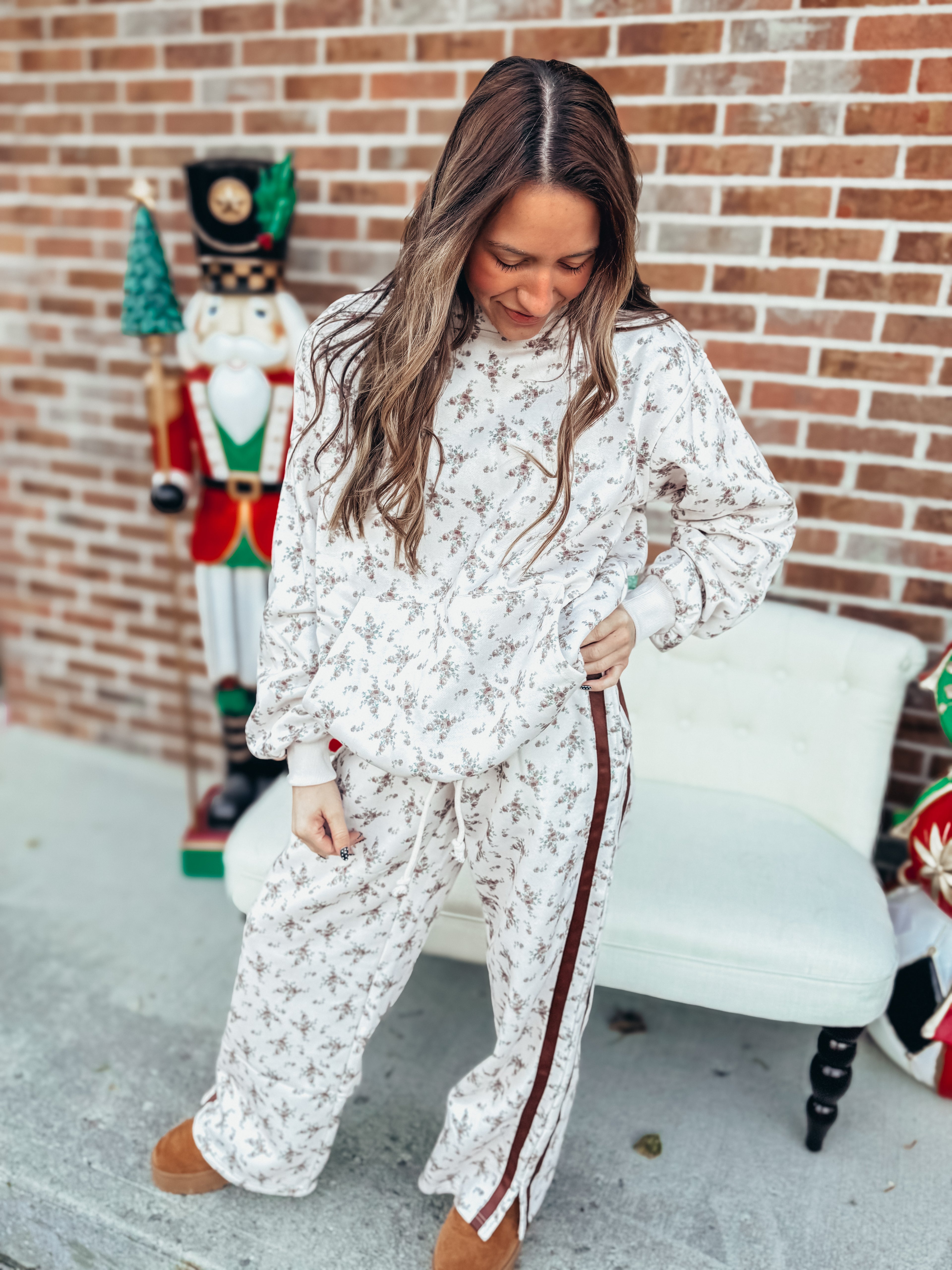 holiday floral lounge set