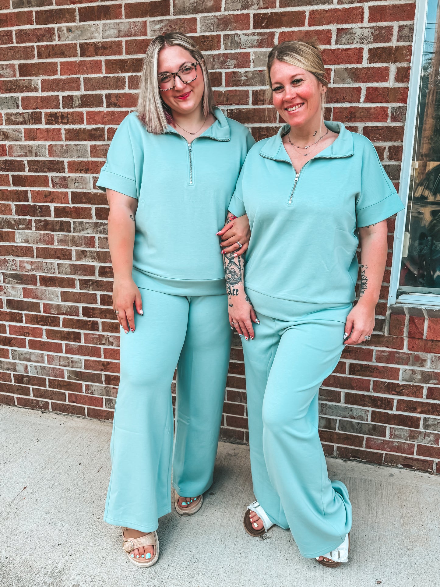 mint quarter zip travel set