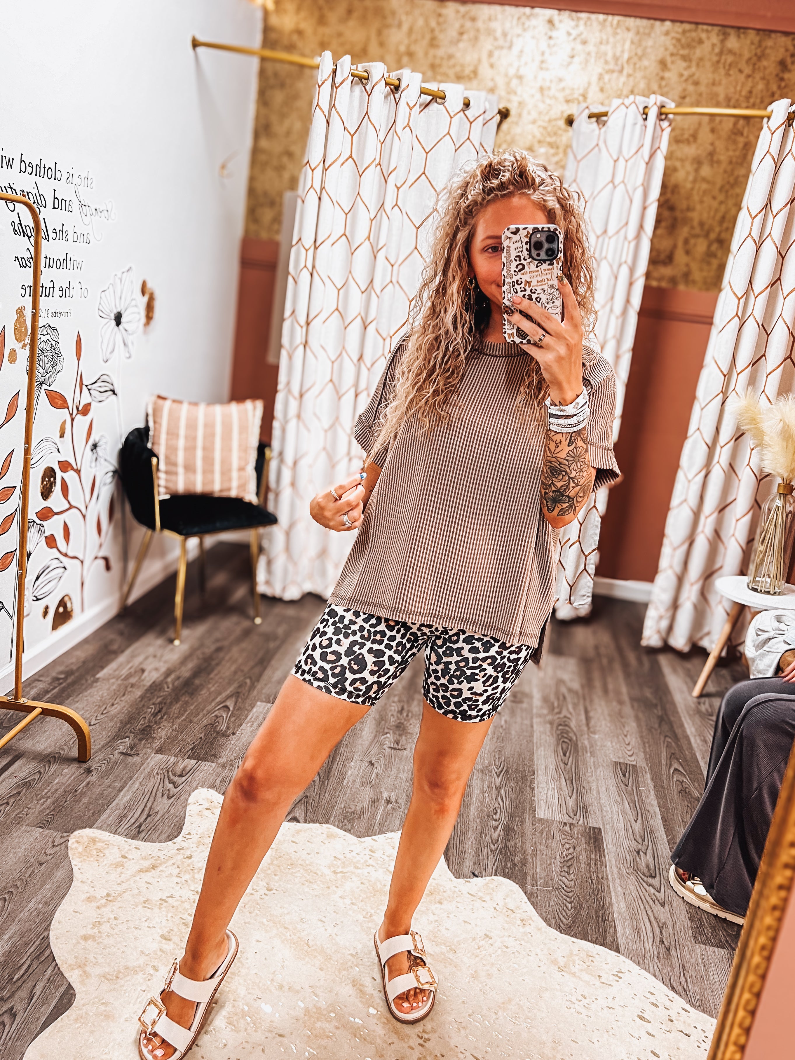 ribbed cuff sleeve mocha top