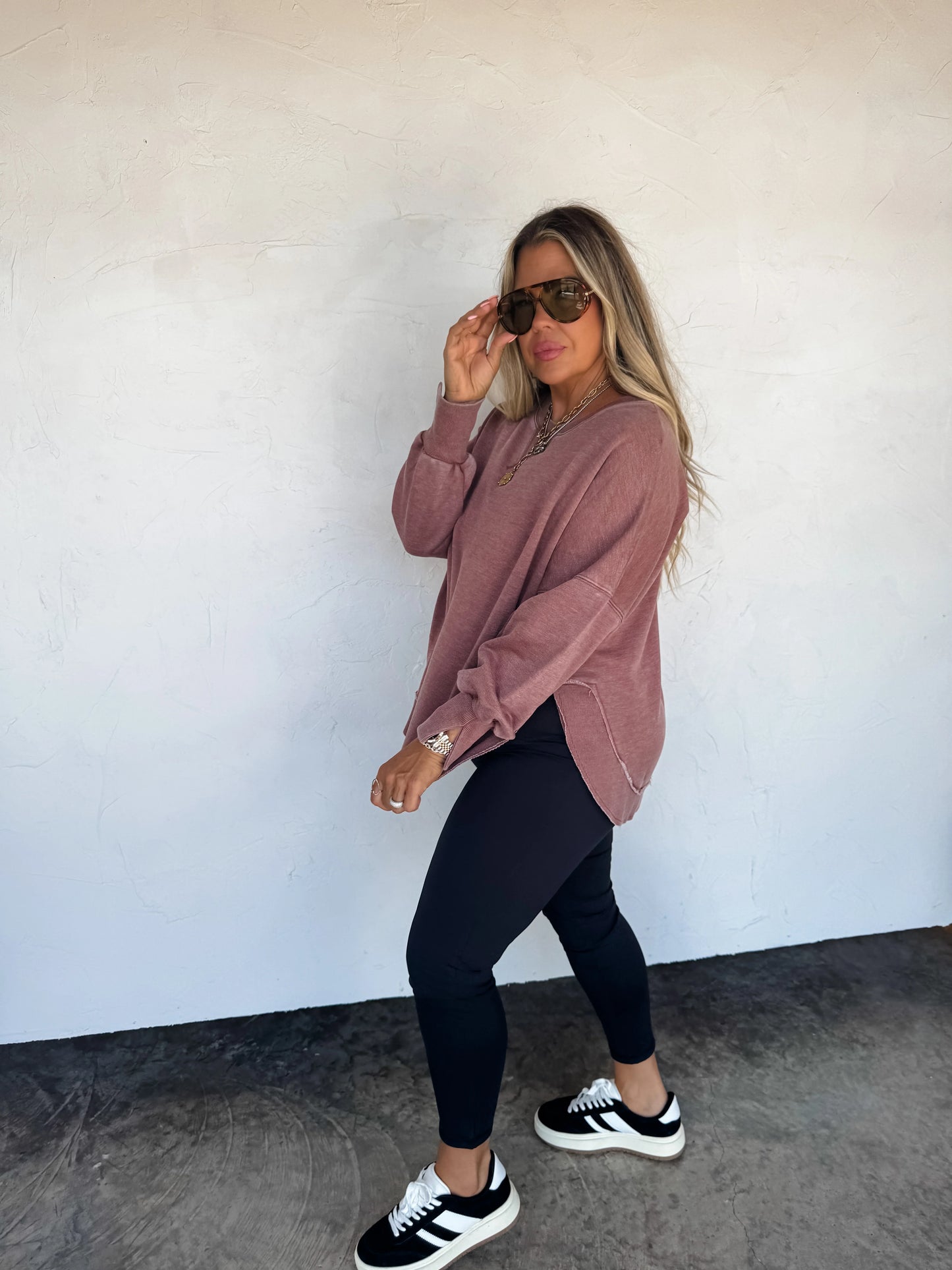 PREORDER- JOSS WASHED SWEATSHIRT