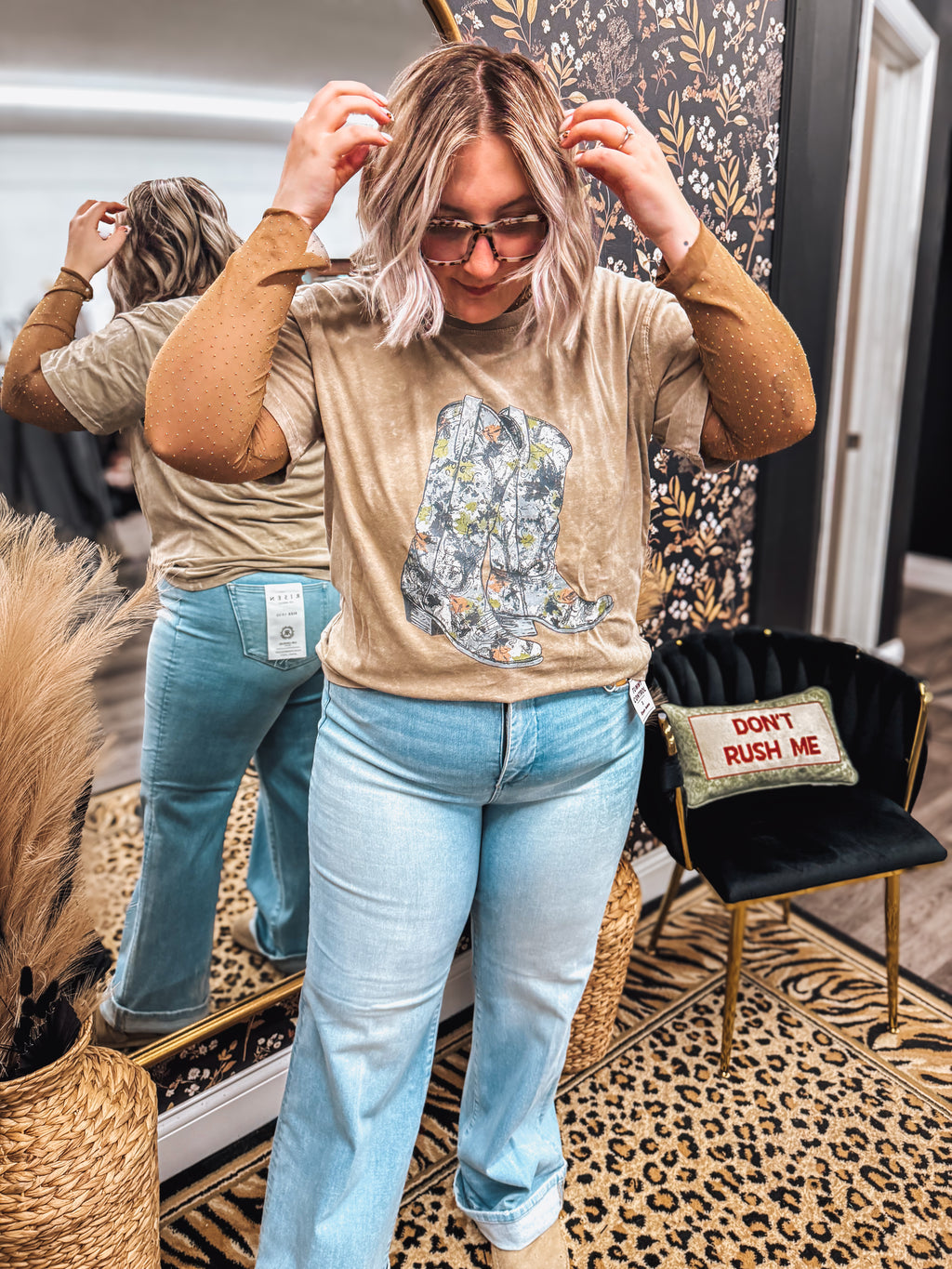 mocha wash camo boots oversized tee