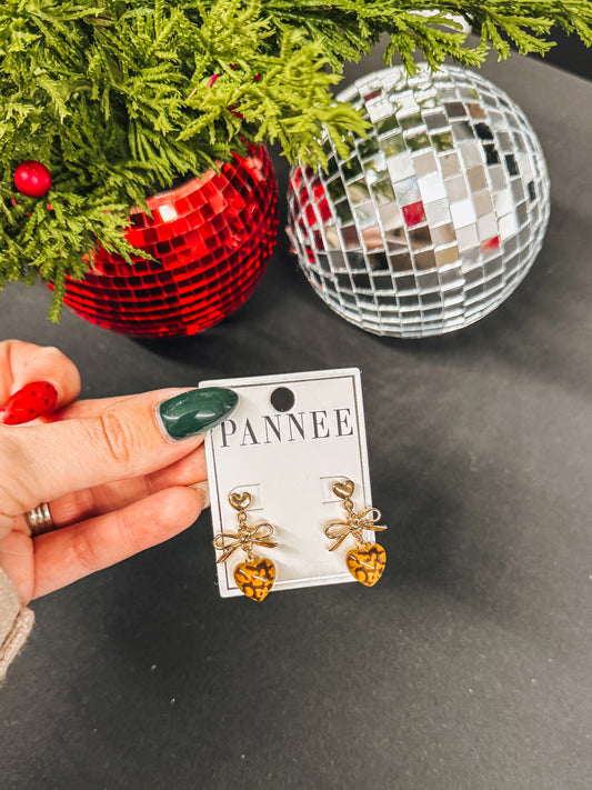 tortoise bow heart earrings ￼
