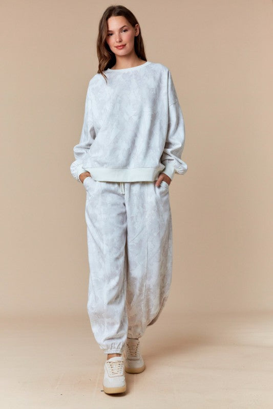 matching camo fleece joggers in 2 colors