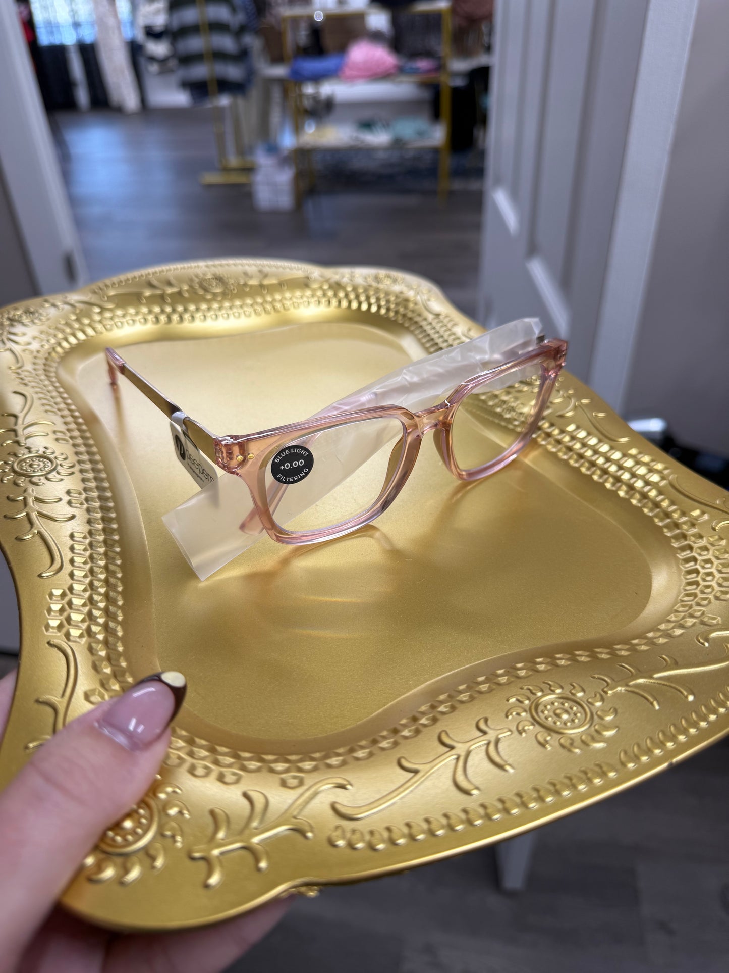 sidebar, pink blue eye glasses